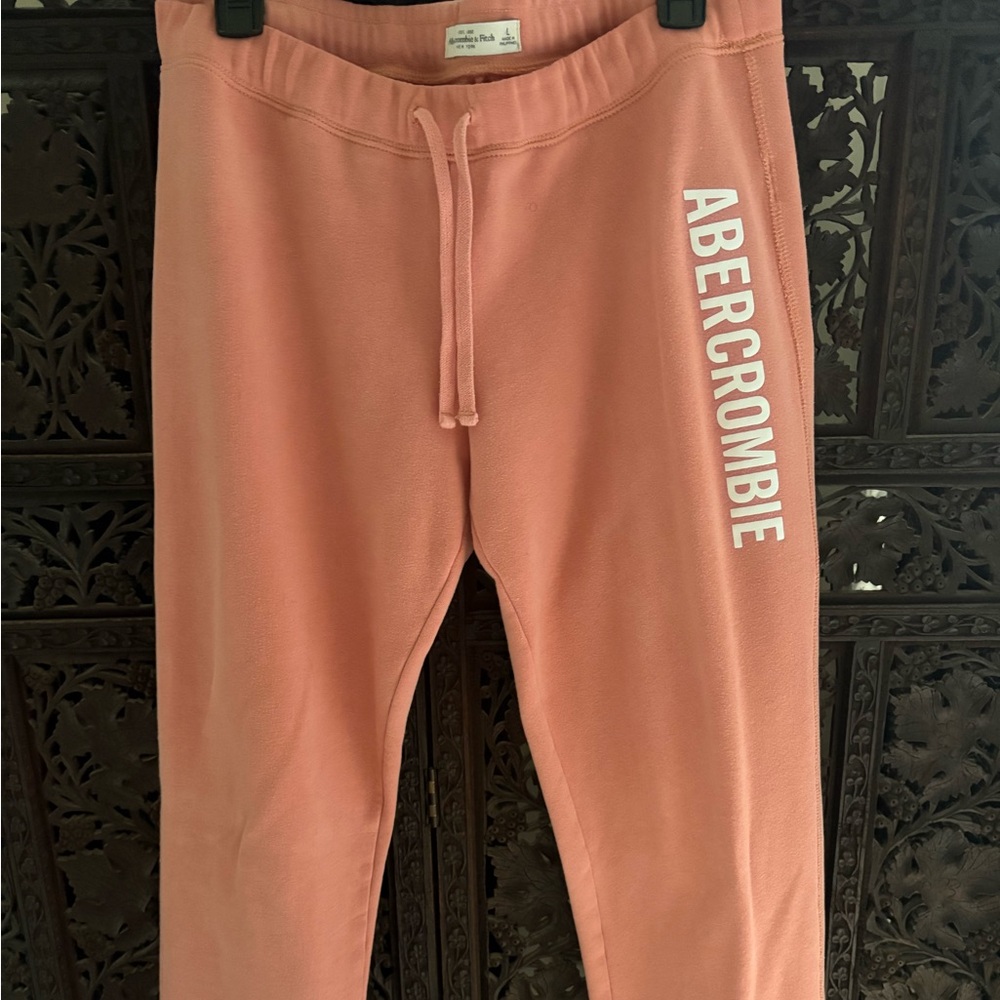 Abercrombie & Fitch women’s Coral Joggers